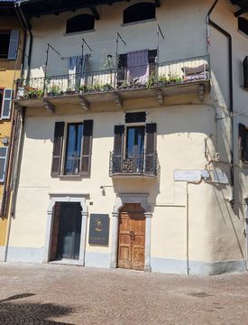 Facciata - Casa indipendente in Vendita in Via Antonio Baiettini 15 a Verbania