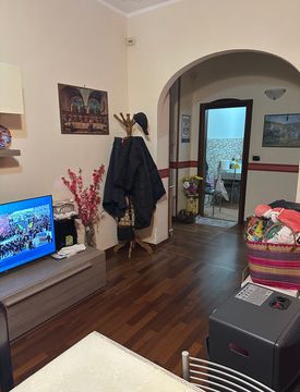 Soggiorno - Trilocale in Vendita in Via Eugenio Montale a Minturno