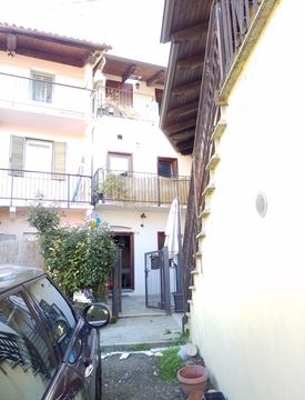 Facciata - Rustico, casale in Affitto in Via Sada 10 a Avigliana