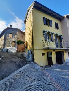 Foto 1 di 63 - Rustico, casale in Vendita in Cà di Giulietta 290 a Monzuno