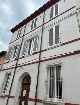 Foto 1 di 14 - Appartamento in Vendita in Via Giovanni Pascoli a Faenza