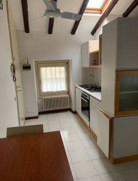 Cucina - Monolocale in Affitto in Via Salvecchio a Bergamo