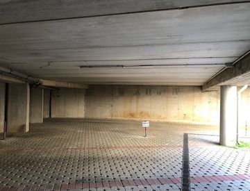 Foto 1 di 3 - Box/posto auto in Vendita in Via Verdi 16 a Trezzano Rosa
