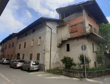 Foto 1 di 14 - Rustico, casale in Vendita in Via Roma 10 a Lenta