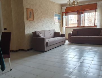 Quadrilocale in Vendita in Via XXV Luglio 81 a Nettuno - 140mq - Casa.it