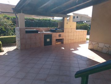 Foto 1 di 7 - Villetta a schiera in Affitto in Via Alliata 4 a Campofelice di Roccella