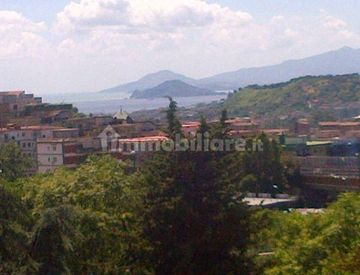 Foto 1 di 20 - Stanza in Affitto in Via Francesco Paolo Tosti 49 a Napoli