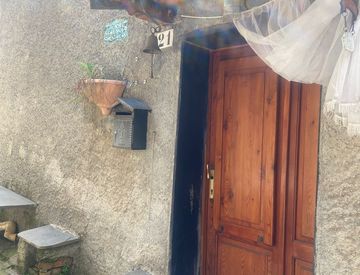 Foto 1 di 18 - Casa indipendente in Vendita in Via del Colletto 22 a Triora