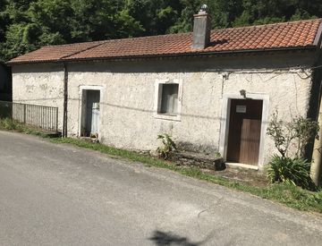 Foto 1 di 12 - Casa indipendente in Vendita in Via Nazionale 50 a Casaletto Spartano