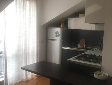 Foto 1 di 5 - Bilocale in Affitto in Via Ruggero Bonghi 16 a Milano