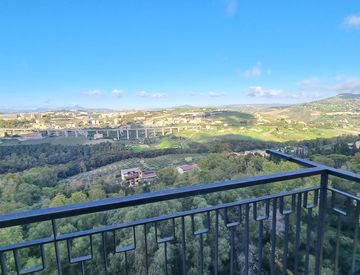 Foto 1 di 11 - Quadrilocale in Vendita in Via Papa Luciani 75 a Agrigento