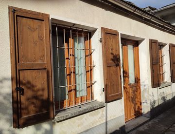 Foto 1 di 8 - Casa indipendente in Vendita in frazione Chiesa a Rimella