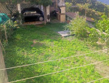 Foto 1 di 25 - Casa bifamiliare, trifamiliare in Vendita in Via Maraldi 54 a Perinaldo