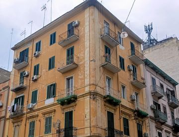 Foto 1 di 9 - Appartamento in Vendita in Via F.Cavallotti 137 a Taranto