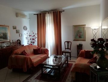 Foto 1 di 6 - Trilocale in Vendita in Via Antonio Lo Frasso a Alghero