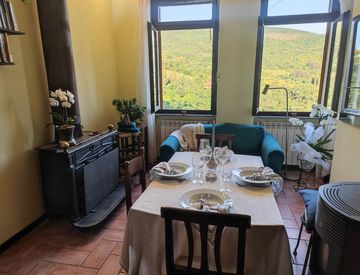 Foto 1 di 12 - Trilocale in Affitto in Località Poggio D'Acona a Subbiano