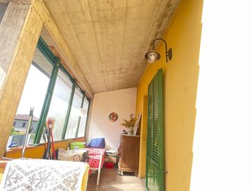 Foto 1 di 23 - Casa indipendente in Vendita in Localita' Frassineto 73 a Arezzo