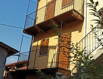Foto 1 di 9 - Rustico, casale in Vendita in via noca 8 a Roasio