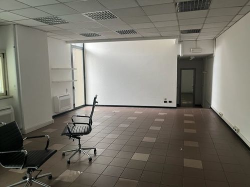 Ufficio in Commerciale - Image 4