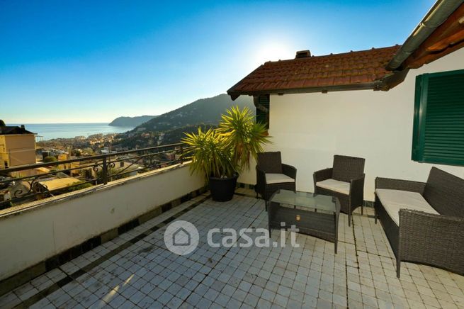 Appartamento in residenziale in Via Adelasia 62