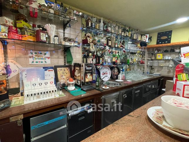 Attivitã /licenza (con o senza mura) in commerciale in Via Roma