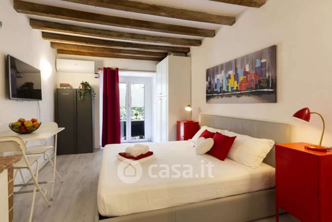 Appartamento in residenziale in Via Federico Confalonieri