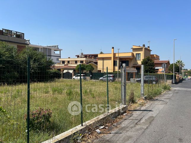 Terreno edificabile in residenziale in Via Alessandro Capalti