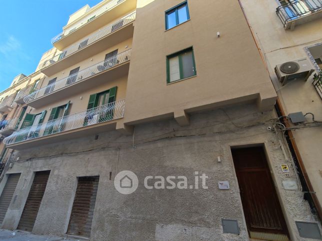 Appartamento in residenziale in Via Carrara 11