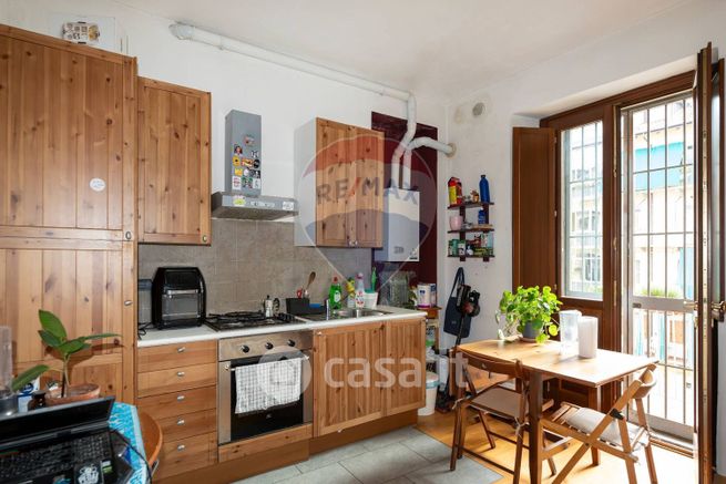 Appartamento in residenziale in Via Federico Menabrea 13