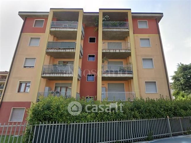 Appartamento in residenziale in Via B. Giuliari