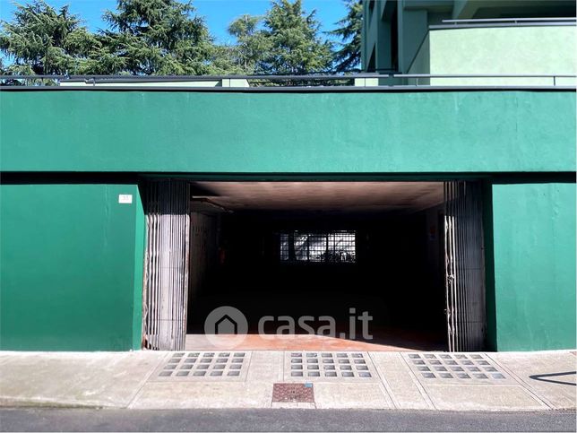 Box/posto auto in residenziale in 
