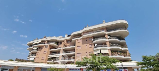 Appartamento in residenziale in Via Giacomo Peroni