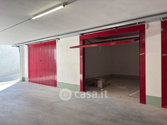 Garage/posto auto in residenziale in Viale Stella Maris 84090