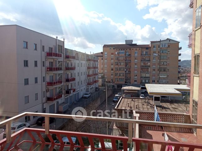 Appartamento in residenziale in Via Raffaele Capriglione