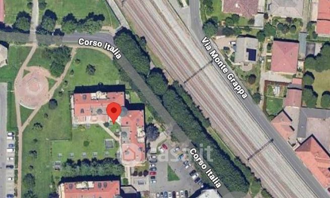 Box/posto auto in residenziale in Corso Italia