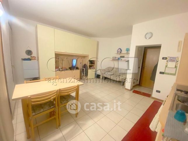 Appartamento in residenziale in Viale della Pace 100