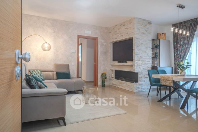 Appartamento in residenziale in Via Belvedere 45