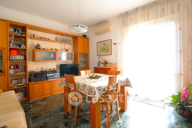 Appartamento in residenziale in Via Liguria 11