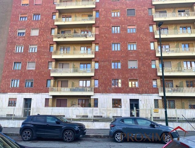 Ufficio in commerciale in Via Giacinto Pacchiotti 79