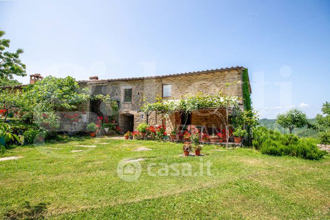 Casa indipendente in residenziale in Località Camperi 1