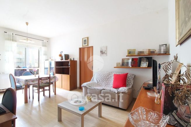 Appartamento in residenziale in Via Bafile 53