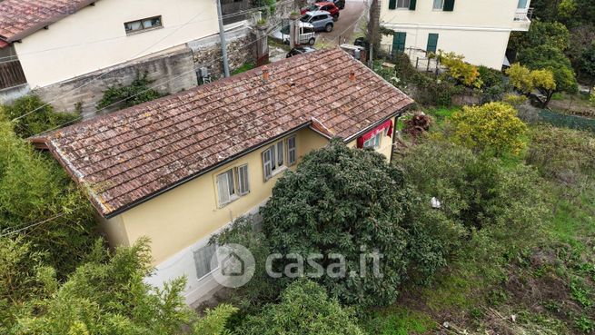 Casa indipendente in residenziale in Corso degli Inglesi 570