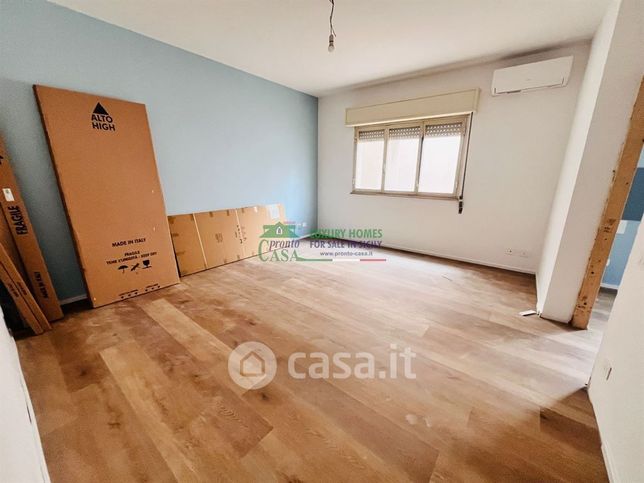 Appartamento in residenziale in Via Ippari