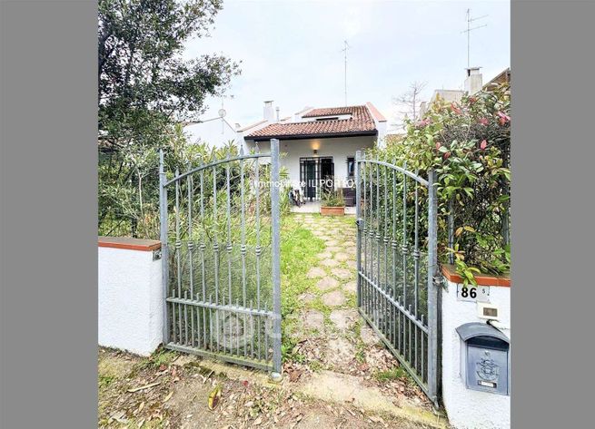 Villetta a schiera in residenziale in 