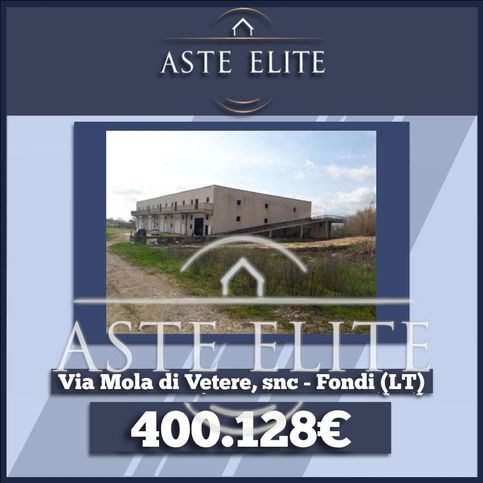 Capannone in commerciale in Via Mola di Vetere