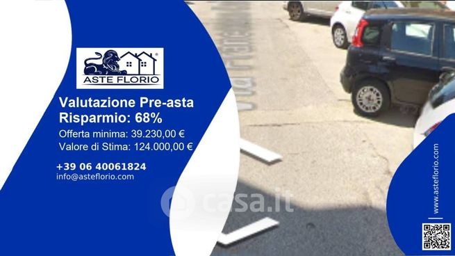 Ufficio in commerciale in Via F. Caracciolo