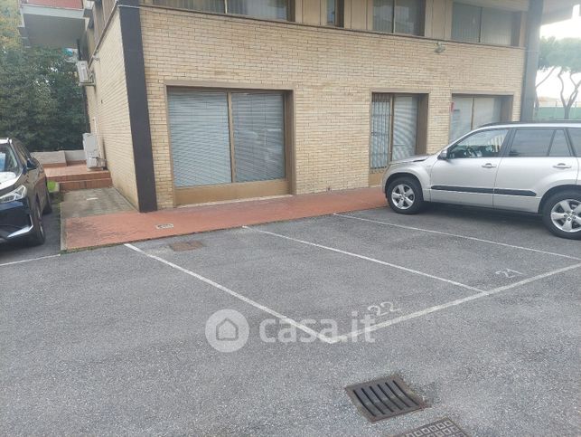 Garage/posto auto in residenziale in Via Giuseppe Bezzuoli