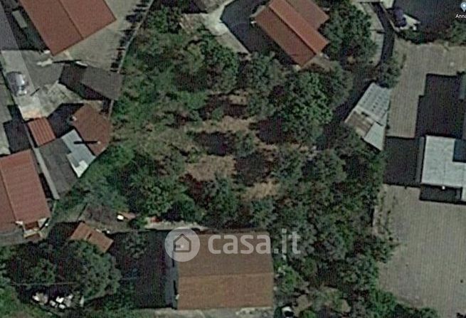 Terreno edificabile in residenziale in Via Fiume Busento