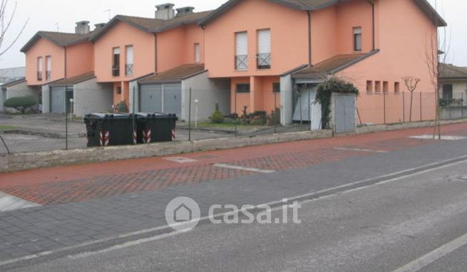 Appartamento in residenziale in Via Bosco 20