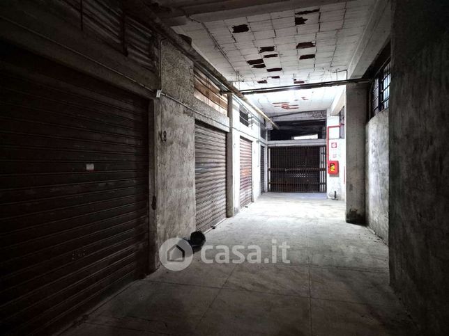 Garage/posto auto in residenziale in Viale Strasburgo